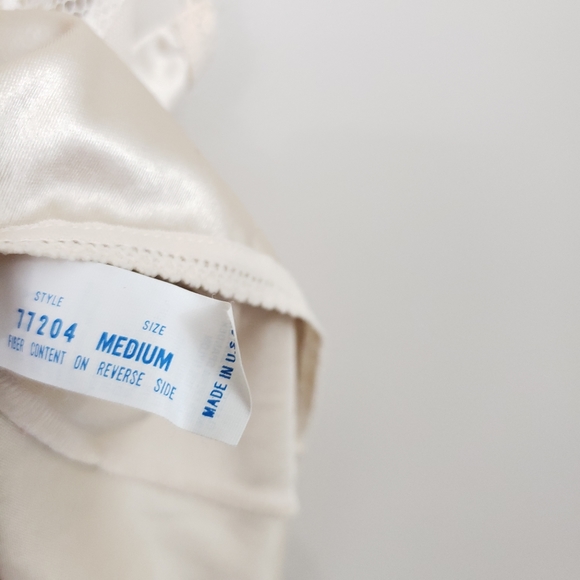 Valentino Intimi Satin Stretch Camisole Sz M - Picture 8 of 8